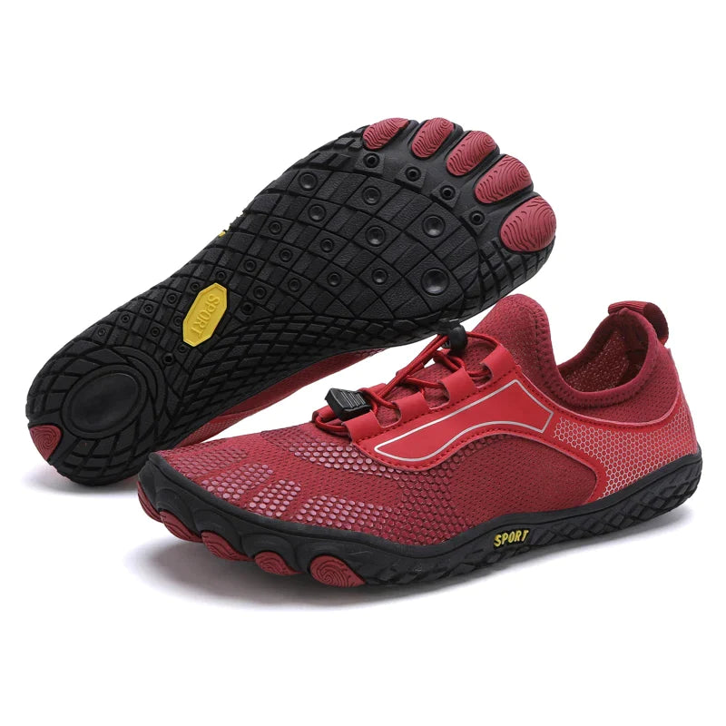 Extra wide, anti-slip sole for maximum stability and grip.