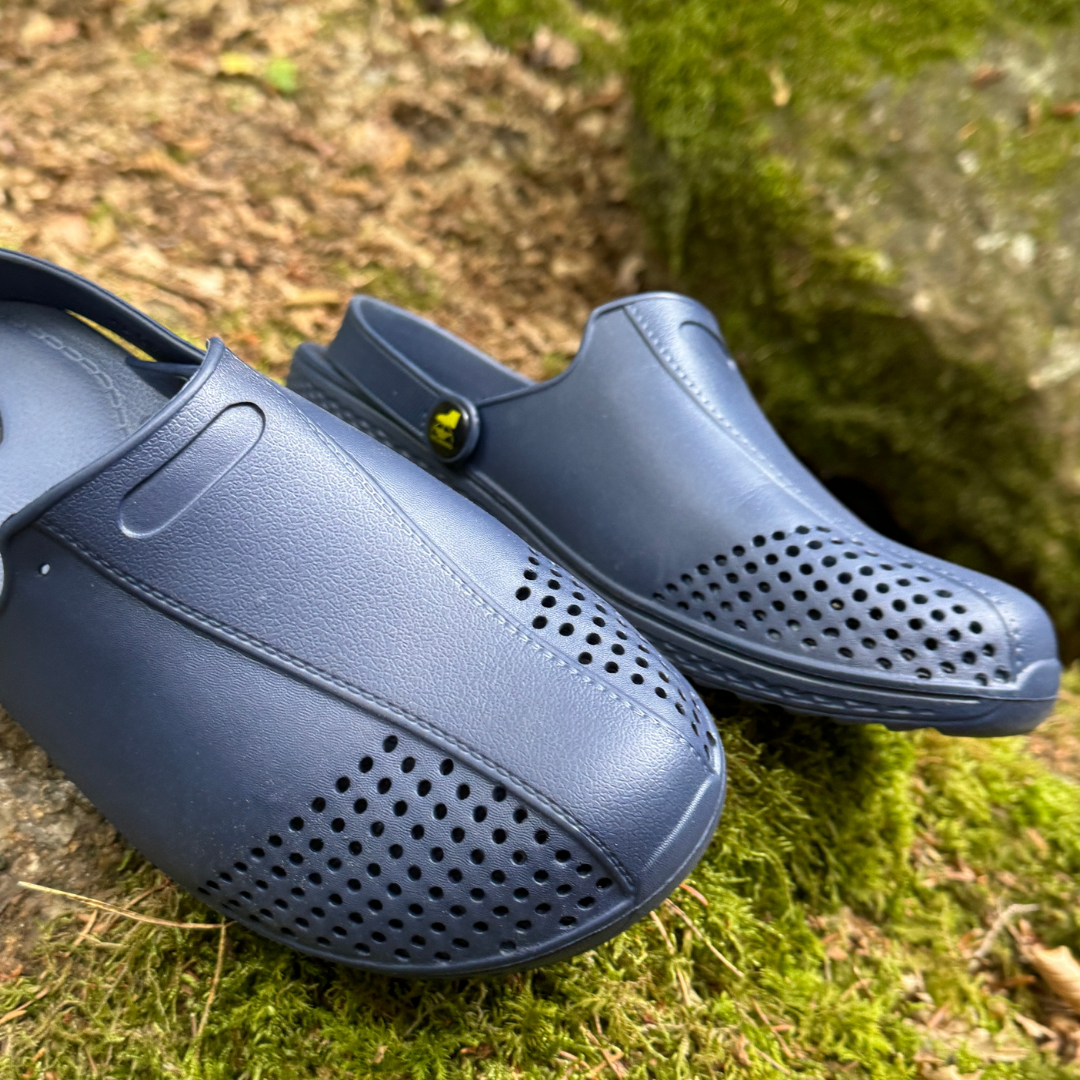 Bronoir Connect - Grounding Clogs with carbon-fiber plug