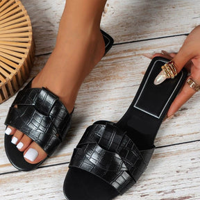 Bronoir Cirelle – Lightweight & Arch-Supportive Walking Sandals