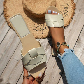 Bronoir Cirelle – Lightweight & Arch-Supportive Walking Sandals