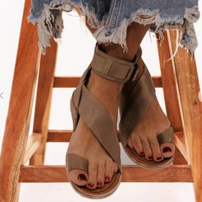 Bronoir™ Stridea – Lightweight & Arch-Supportive Walking Sandals