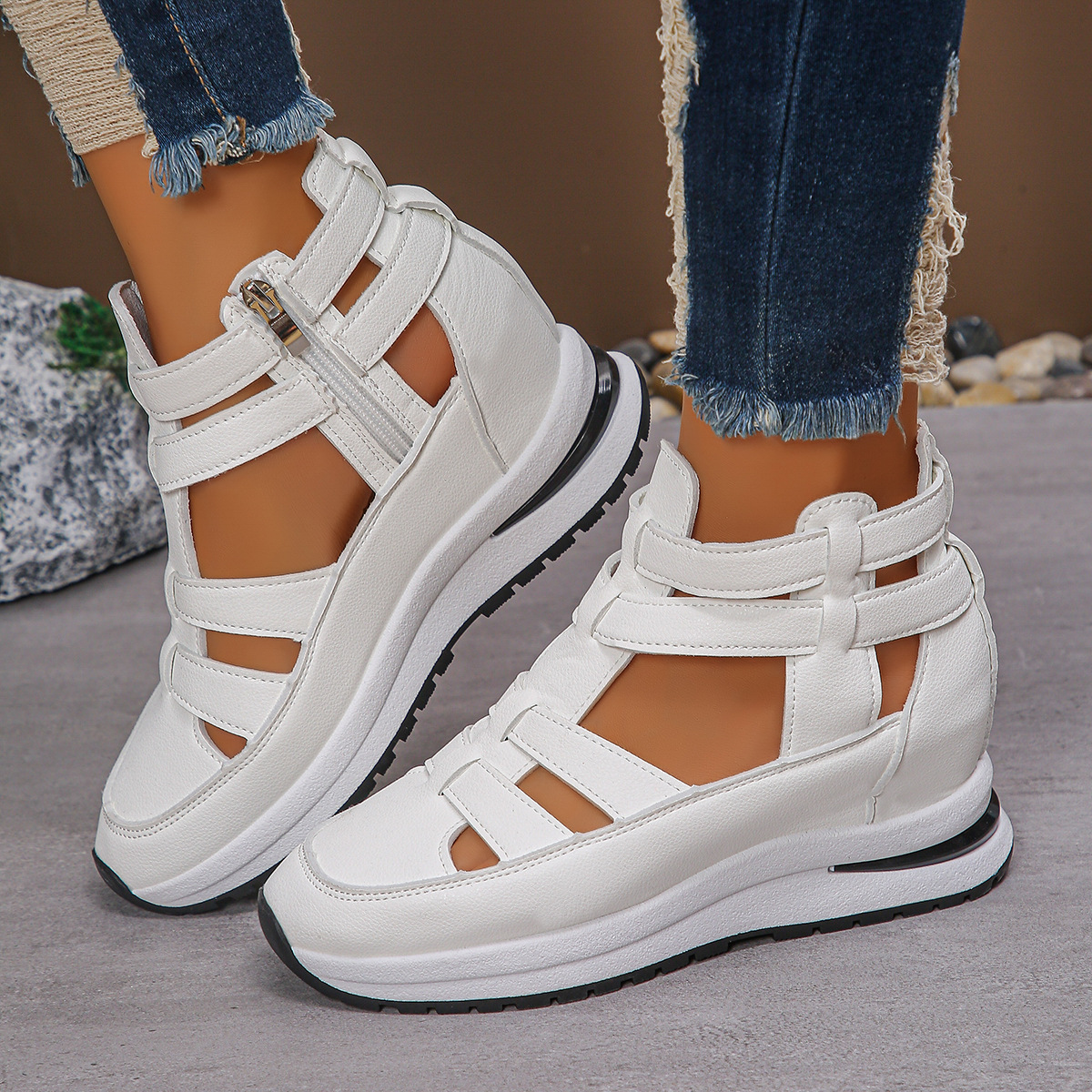 Bronoir Lilira – Lightweight & Arch-Supportive Walking Sandals